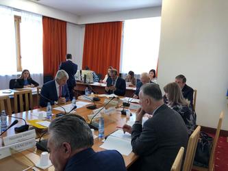 DOCUMENT Senat - Teodorovici a scos din proiect închisoarea pentru reținerea și nevirarea contribuțiilor și impozitului. Au fost majorate și pragurile sub care prejudiciile din evaziune nu se mai pedepsesc cu închisoarea