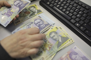 Câștigul salarial mediu nominal net a urcat cu 5% în decembrie 2019