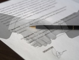 Atenție - Dispare o obligație din Codul de procedură civilă. Semnătura privată va fi suficientă pentru un titlu executoriu, precum cecul sau biletul la ordin