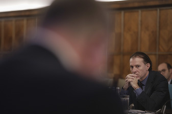 Comisia Europeană începe procedura de deficit excesiv pentru România