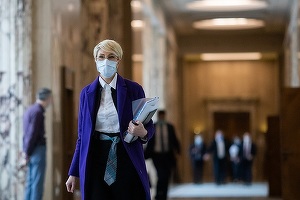 Ministrul Muncii anunță că stimulentul de reinserție pentru părinții care se întorc la lucru mai repede de 6 luni va fi majorat de la 650 lei la 1.500 lei