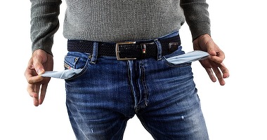 Protecția Consumatorilor pregătește schimbarea regulilor de insolvență a persoanelor fizice. Eșecul falimentului personal: Doar câțiva români cer anual intrarea în insolvență. Multe județe nici nu au funcționari care să se ocupe de ei