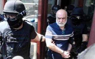 FOTO ANAF îl execută pe Omar Hayssam, condamnat în dosarul răpirii jurnaliștilor români în Irak. Casă în centrul Bucureștiului