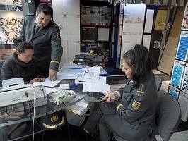 ANAF va declanșa controale, cu Inspecția Muncii, la circa 300 de firme. Campania Cronos, derulată în București și Ilfov, va fi extinsă acum la nivel național. ANAF vede  transportul alternativ, prin aplicațiile de ridesharing, ca neconformare sistemică