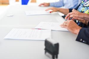 Două noi tipuri de contracte de muncă, avizate pentru a fi introduse în Codul Muncii. PSD renunță la ”contractul de zero ore” 