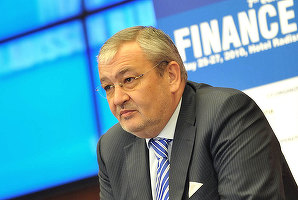 Un fost ministru al Finanțelor este executat chiar de ANAF. Fiscul îi vinde case și terenuri de peste 1 milion de euro 