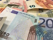 România a ieșit să se împrumute de pe piața externă, cu obligațiuni în euro și dolari. Ministrul Finanțelor a anunțat, anterior, pentru Profit.ro că România va mai ieși de două ori pe extern în acest an