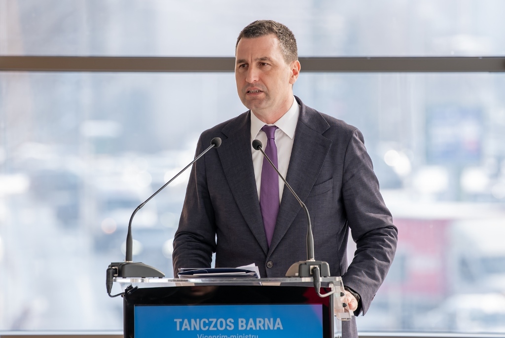 Tanczos Barna, despre măsura ca pensionarii care au pensii foarte mari să plătească cotă de contribuții pentru sănătate: Poate să fie pe lista de măsuri posibile / Se poate găsi o formulă legală care se treacă de filtrul constituționalități