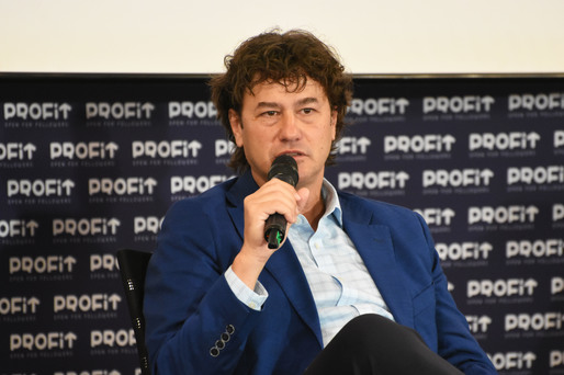 ULTIMA ORĂ VIDEO Piața de Capital.forum. Directorul Trezoreriei, Ștefan Nanu, confirmă: În aprilie s-ar putea să fi trecut pragul de 1.000 de miliarde de lei la datoria publică. "Adaugi câte 130-135 de miliarde an de an la datorie. Enorm!"