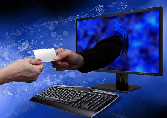 PROGRAM DE GUVERNARE: Magazinele online vor fi obligate să publice autorizații, date de identificare a societății care vinde. Obligație de înregistrare a rezidenței fiscale pentru fiecare magazin online care vinde în România