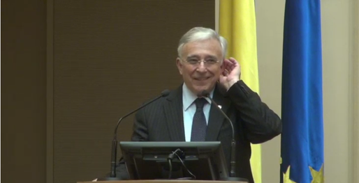 Isărescu: Suntem campioni la deficit bugetar! Pe cale de consecință, suntem campioni și la inflație și la dobânzi. S-au făcut 500 de modificări fiscale în 10 ani