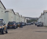 FOTO VIDEO Controale cu 120 de inspectori Antifraudă în trei complexuri comerciale și logistice din București și Ilfov