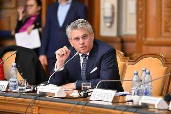 Conferința News.ro - IMM România: Un coleg a cumpărat o poșetă și a spus că e ”trusa lui de scule”