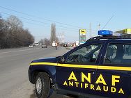 FOTO Inspectorii ANAF care îi verifică pe români vor avea legitimații din plastic pe care va scrie că sunt valabile doar cu ordin de serviciu 