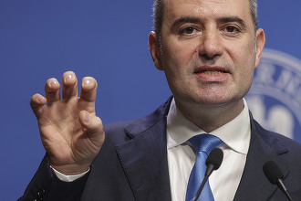 Execuție: Deficit bugetar de 5,72%, în scădere cu 0,5% față de aceeași perioadă a anului 2024