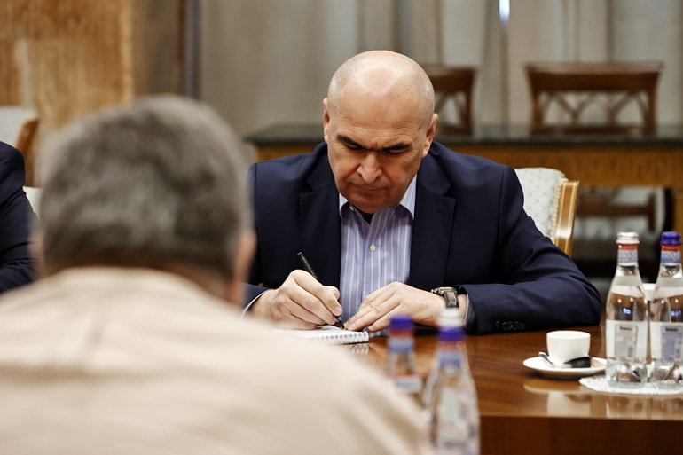 Grafic cu creșterea procentuală a majorării taxelor locale și impozitarea proprietății și autovehiculelor în România până în 2027 | sursa foto: Profit