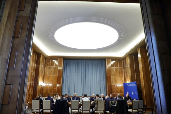 Bolojan atacă primarii cu cifre: GRAFICE Dependență mare de bugetul de stat. Venituri din taxe și impozite locale, printre cele mai reduse din UE. Cheltuieli mari cu salariile