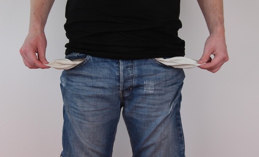 Din fiecare 100 de lei cheltuiți de Guvern, 18 lei au fost luați pe datorie anul trecut. Situația s-a îmbunătățit ușor, dar 2025 este unul dintre cei mai dezechilibrați ani din ultimele două decenii