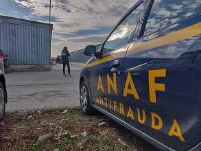 Antifrauda a descoperit cheltuieli fictive de 22 milioane lei la o firmă care se ocupă cu achiziția și comercializarea deșeurilor metalice