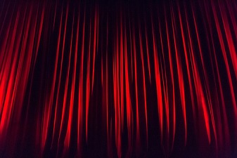 Oportunități 15 decembrie - Teatrul "Lucian Blaga" din Cluj-Napoca solicită oferte pentru furnizarea de gaze naturale