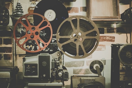 Oportunități 9 februarie - Consiliul Local Toplița solicită oferte pentru reabilitarea cinematografului 