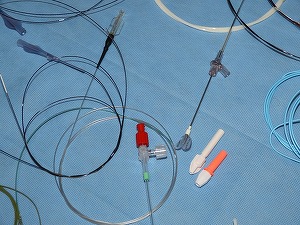 Oportunități 2 august - Spitalul Județean Mureș organizează licitație pentru furnizarea de materiale sanitare