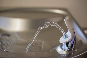 Oportunități 10 august - Primăria Galați solicită oferte pentru reabilitarea unei conducte de distribuție a apei potabile