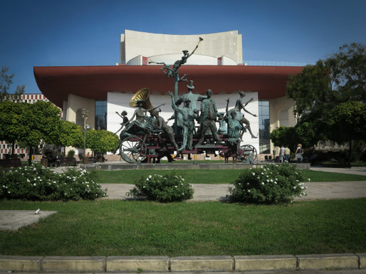 Teatrul Național București scoate la licitație spații pentru restaurante