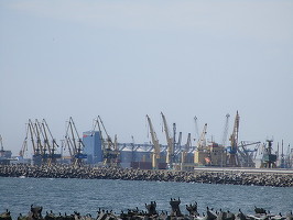 Administrația Porturilor Maritime Constanța anunță lucrări de dragaj în Portul Constanța, valoarea proiectului fiind de aproape 50 de milioane de euro