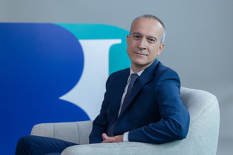 Opinii: Buget sub presiune, soluții off-budget. Cum reducem deficitul fără să tăiem dezvoltarea