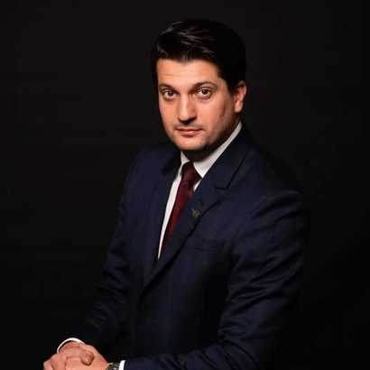 Opinii: România, azi am investit în tine 300.000 de euro. Știi ce să faci cu ei?