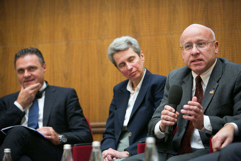 GROWTH FORUM | Strategia de dezvoltare a României, regionalizare și convergența la euro