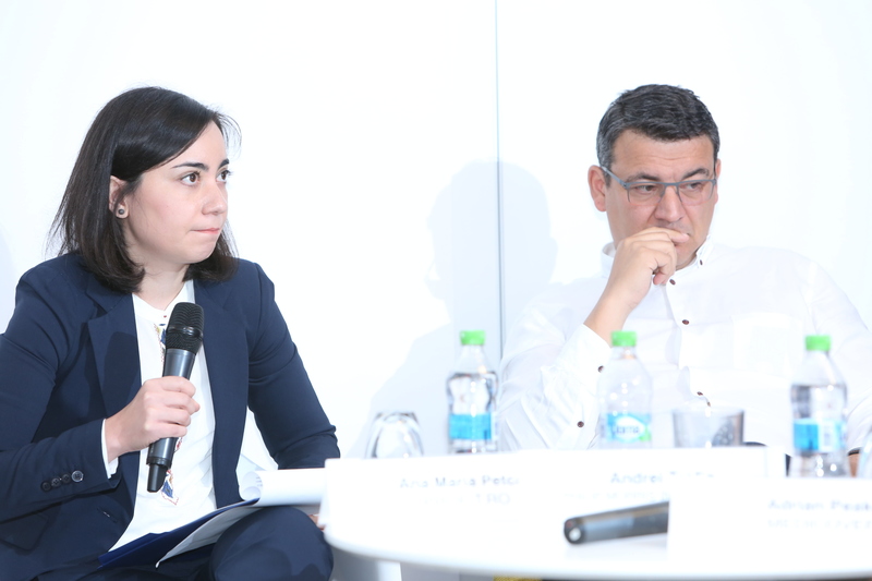 Abonament medical, asigurare de sănătate sau amândouă? Ce câștigă pacientul?