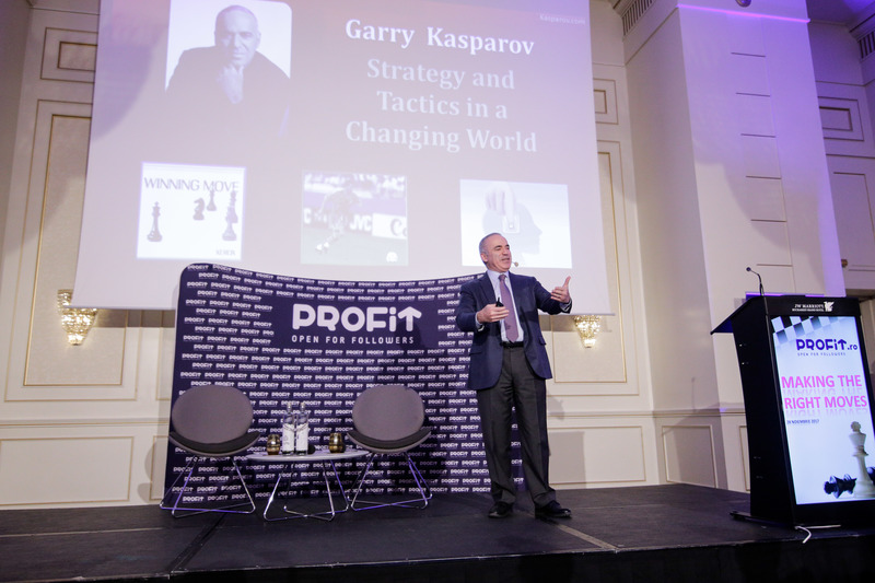 MAKING THE RIGHT MOVES I 
a Strategic Thinking Conference 