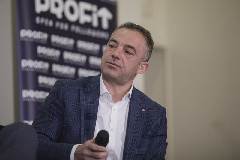 Piața muncii, între criză și reinventare