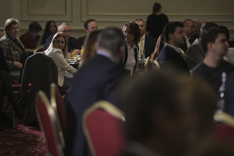 Piața muncii, între criză și reinventare