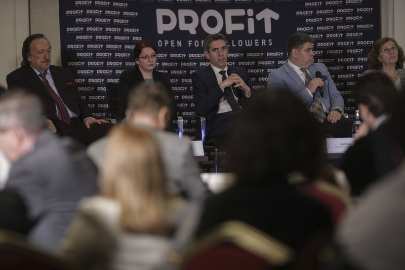 Piața muncii, între criză și reinventare