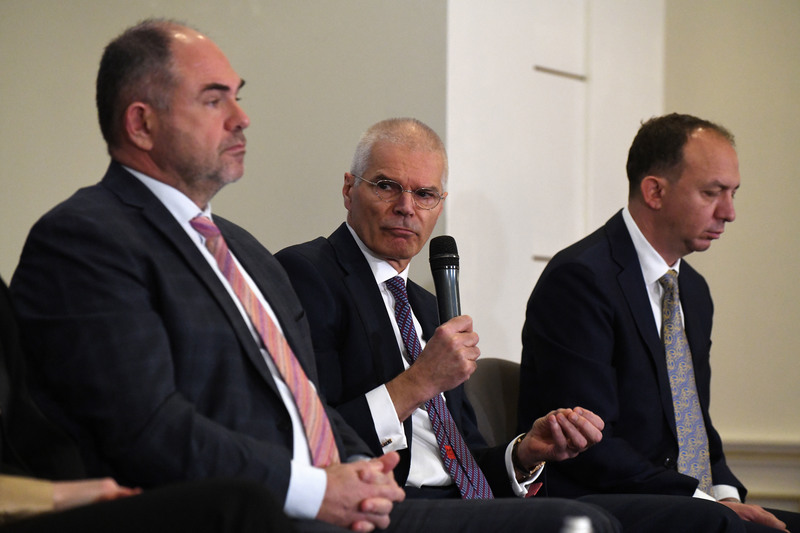 Eveniment Profit Financial.forum - Piețele financiare și provocările noilor crize - Ediția a V-a