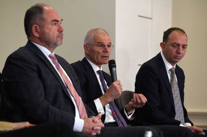 Eveniment Profit Financial.forum - Piețele financiare și provocările noilor crize - Ediția a V-a