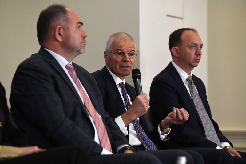 Eveniment Profit Financial.forum - Piețele financiare și provocările noilor crize - Ediția a V-a