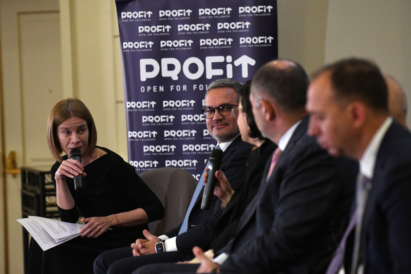 Eveniment Profit Financial.forum - Piețele financiare și provocările noilor crize - Ediția a V-a