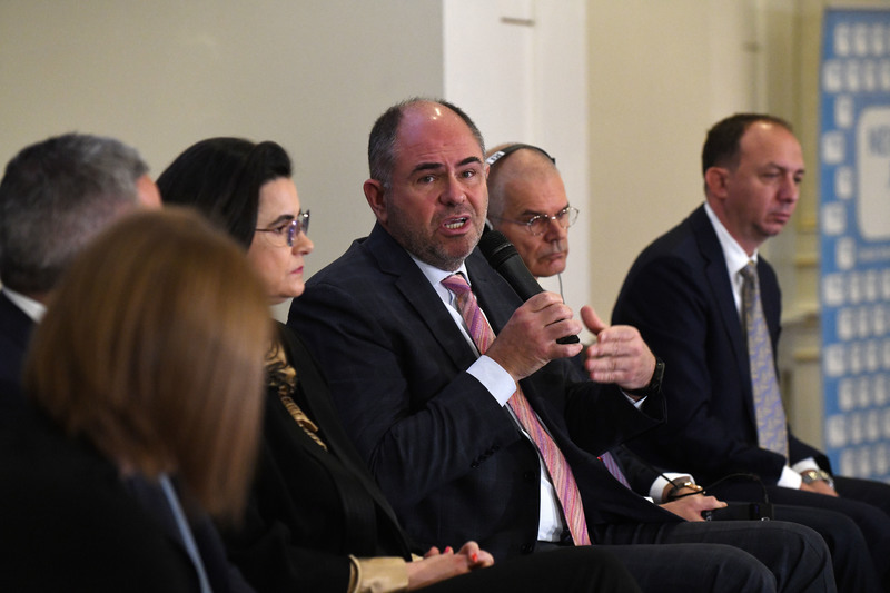 Eveniment Profit Financial.forum - Piețele financiare și provocările noilor crize - Ediția a V-a