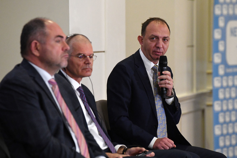 Eveniment Profit Financial.forum - Piețele financiare și provocările noilor crize - Ediția a V-a