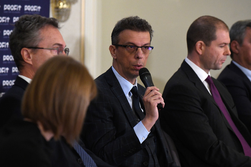 Eveniment Profit Financial.forum - Piețele financiare și provocările noilor crize - Ediția a V-a