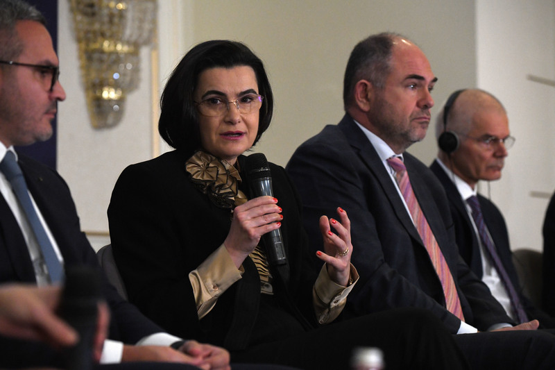 Eveniment Profit Financial.forum - Piețele financiare și provocările noilor crize - Ediția a V-a