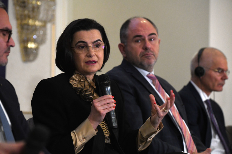 Eveniment Profit Financial.forum - Piețele financiare și provocările noilor crize - Ediția a V-a