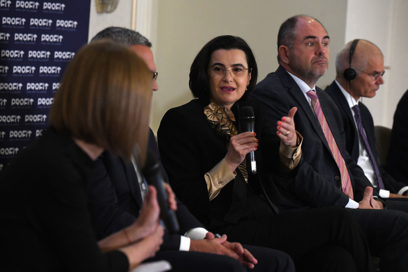 Eveniment Profit Financial.forum - Piețele financiare și provocările noilor crize - Ediția a V-a