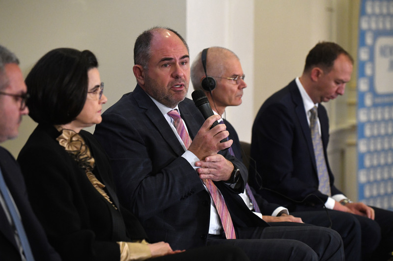 Eveniment Profit Financial.forum - Piețele financiare și provocările noilor crize - Ediția a V-a