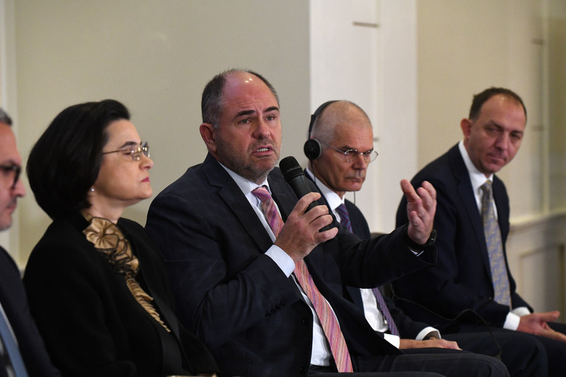 Eveniment Profit Financial.forum - Piețele financiare și provocările noilor crize - Ediția a V-a