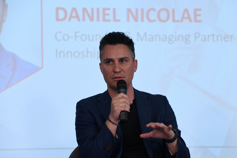 Eveniment Profit.ro & DPD România <br/>Barometrul e-Commerce. <br/>De ce iubim femeile e-Shopper